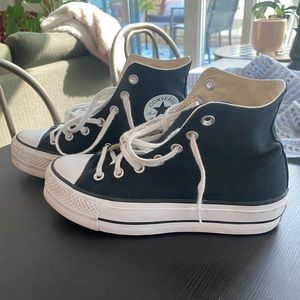 Size 7 platform Convers HighTops